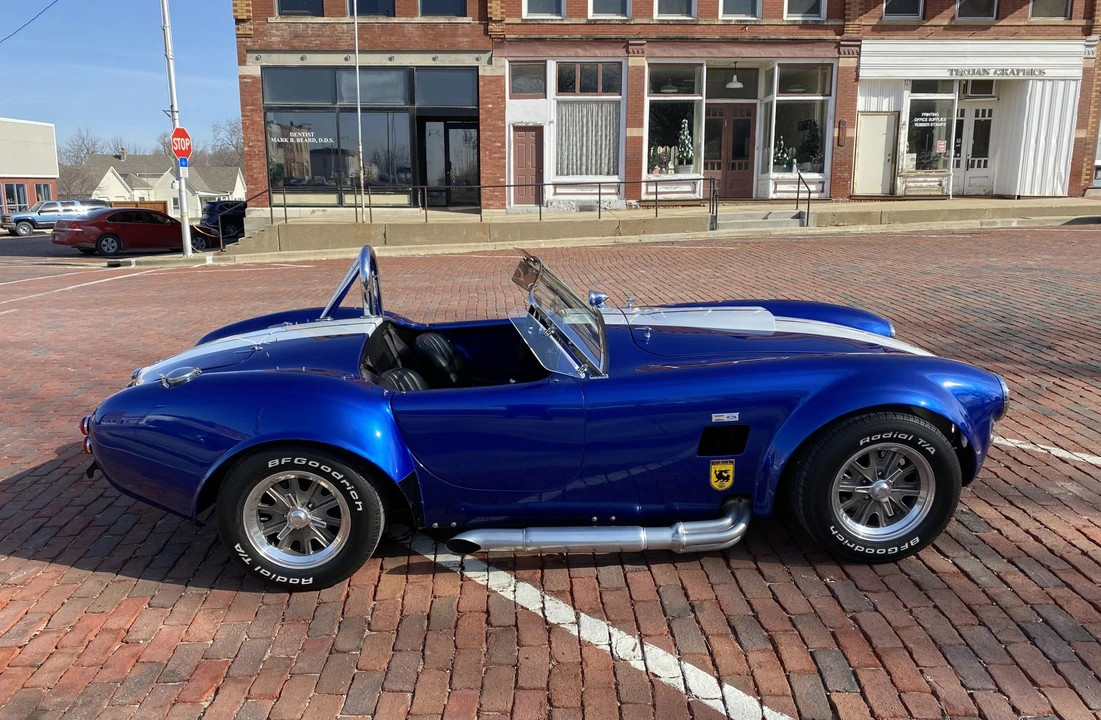 Shelby Cobra Replica - Image 13 of 31