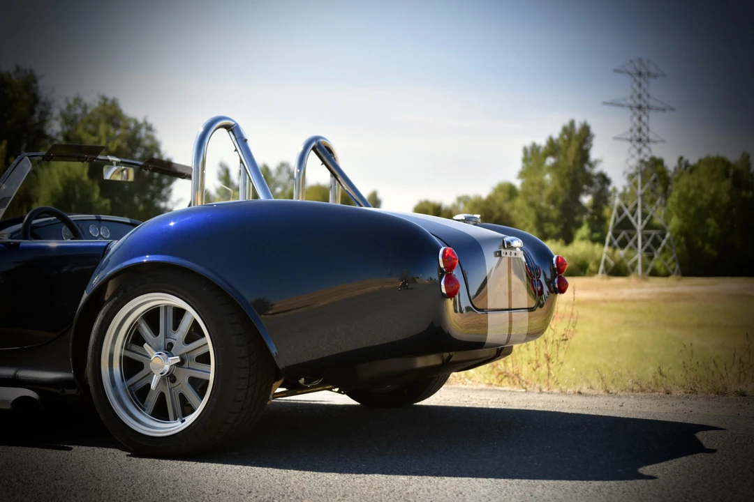 Shelby Cobra Replica - Image 30 of 31