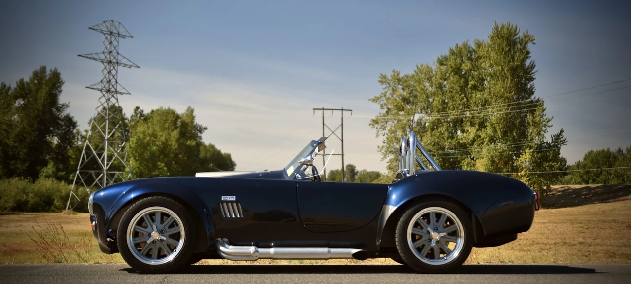 Shelby Cobra Replica - Image 11 of 31