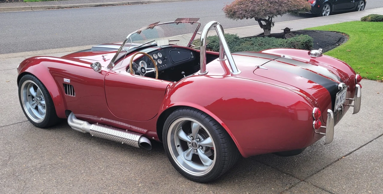 Shelby Cobra Replica - Image 9 of 31