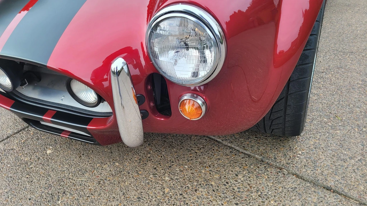 Shelby Cobra Replica - Image 25 of 31