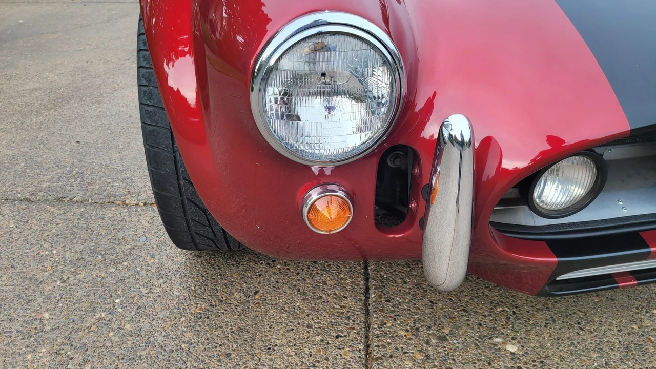 Shelby Cobra Replica - Image 22 of 31