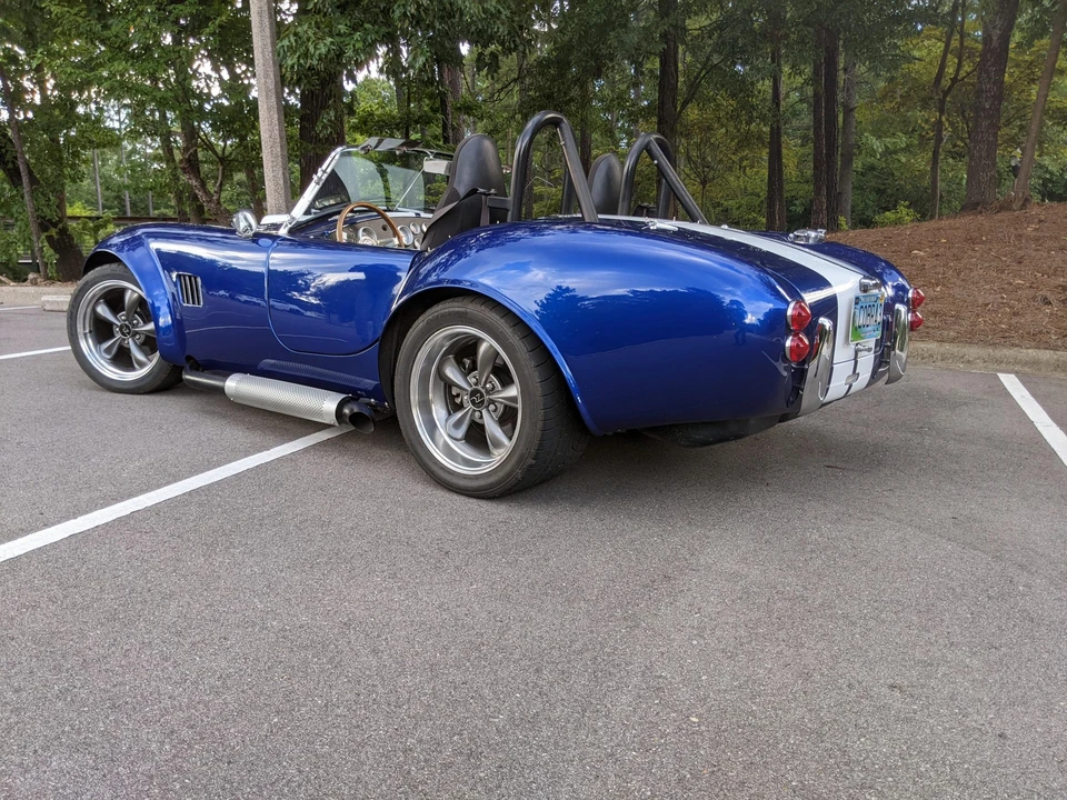 Shelby Cobra Replica - Image 9 of 31
