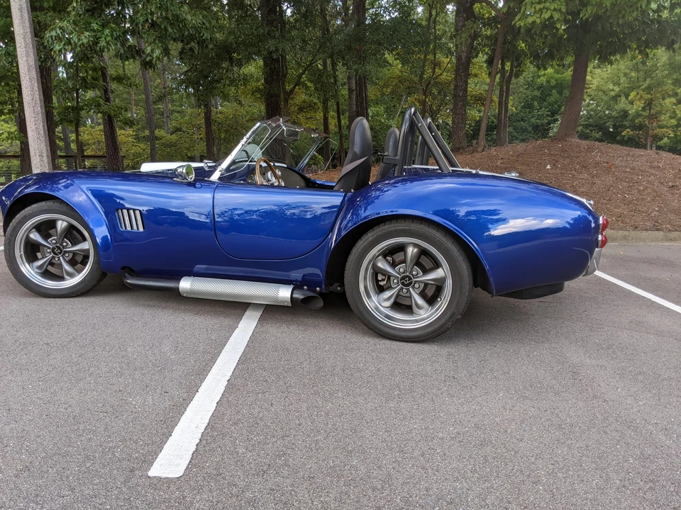 Shelby Cobra Replica - Image 8 of 31