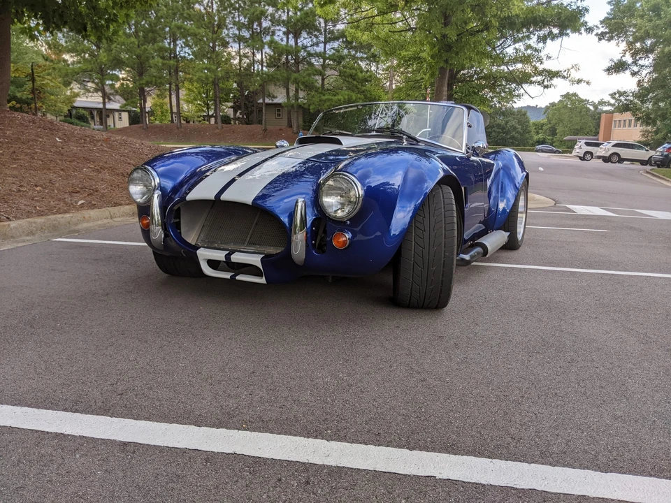Shelby Cobra Replica - Image 3 of 31