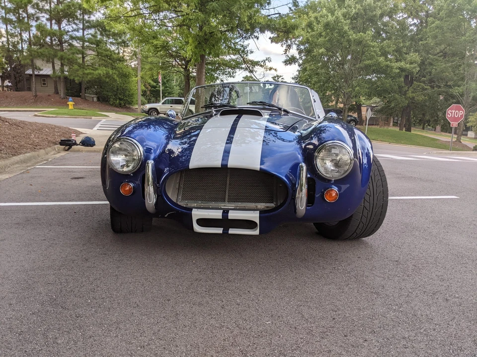 Shelby Cobra Replica - Image 2 of 31