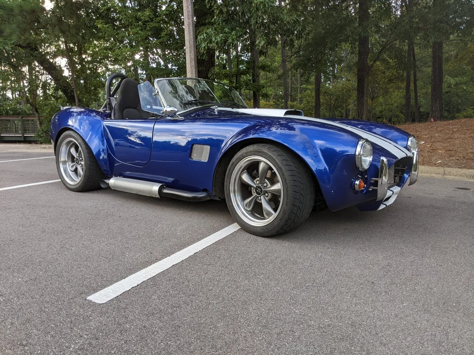Shelby Cobra Replica - Image 25 of 31