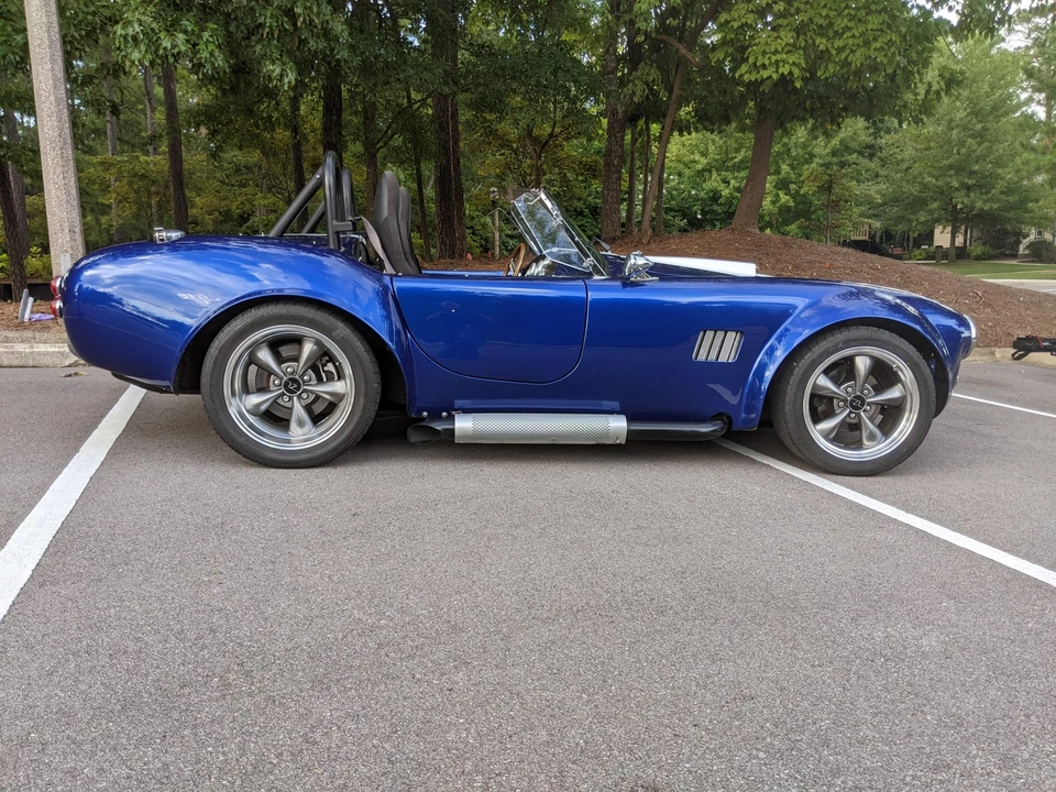 Shelby Cobra Replica - Image 23 of 31