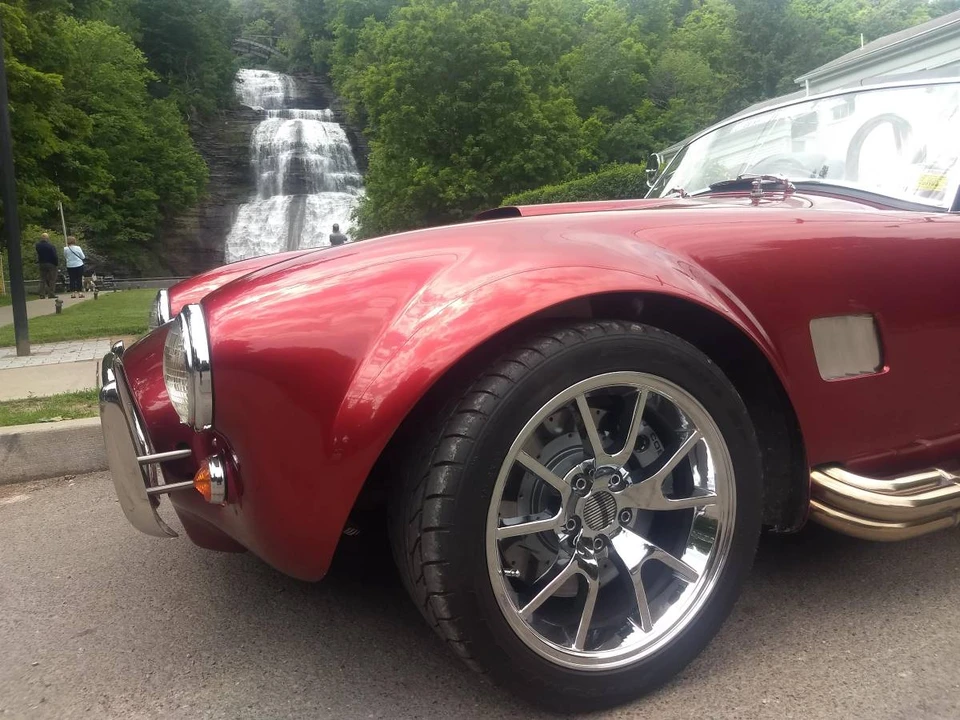 Shelby Cobra Replica - Image 27 of 31