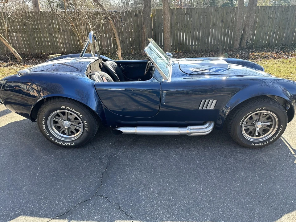 Shelby Cobra Replica - Image 7 of 31