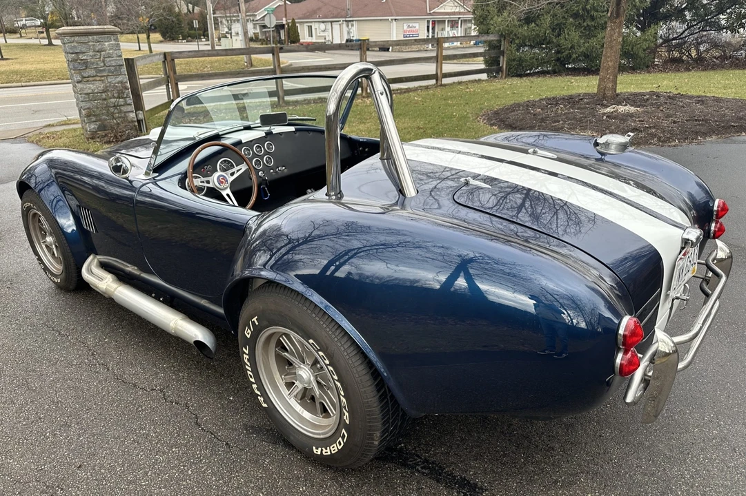 Shelby Cobra Replica - Image 12 of 31