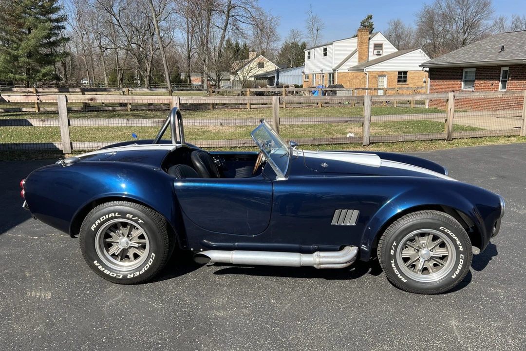 Shelby Cobra Replica - Image 6 of 31