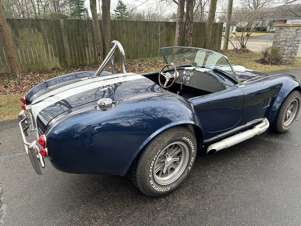 Shelby Cobra Replica - Image 8 of 31