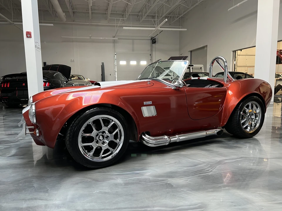 Shelby Cobra Replica - Image 5 of 31