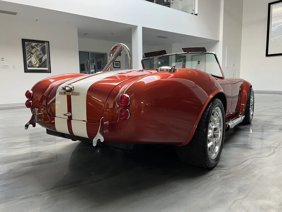 Shelby Cobra Replica - Image 18 of 31