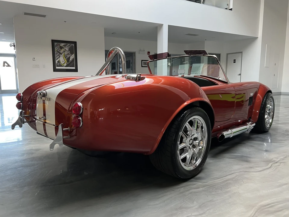 Shelby Cobra Replica - Image 19 of 31