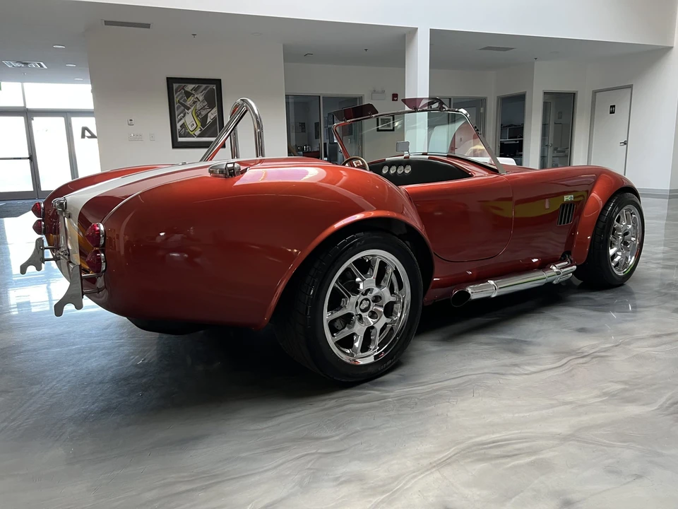 Shelby Cobra Replica - Image 20 of 31