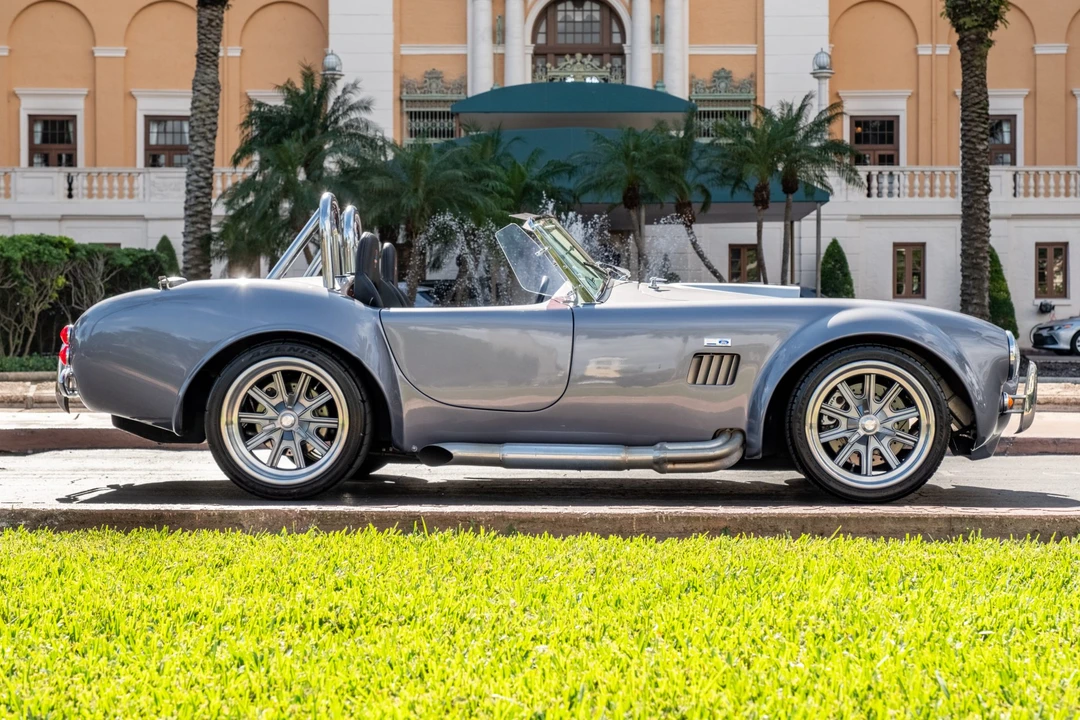 Shelby Cobra Replica - Image 4 of 31