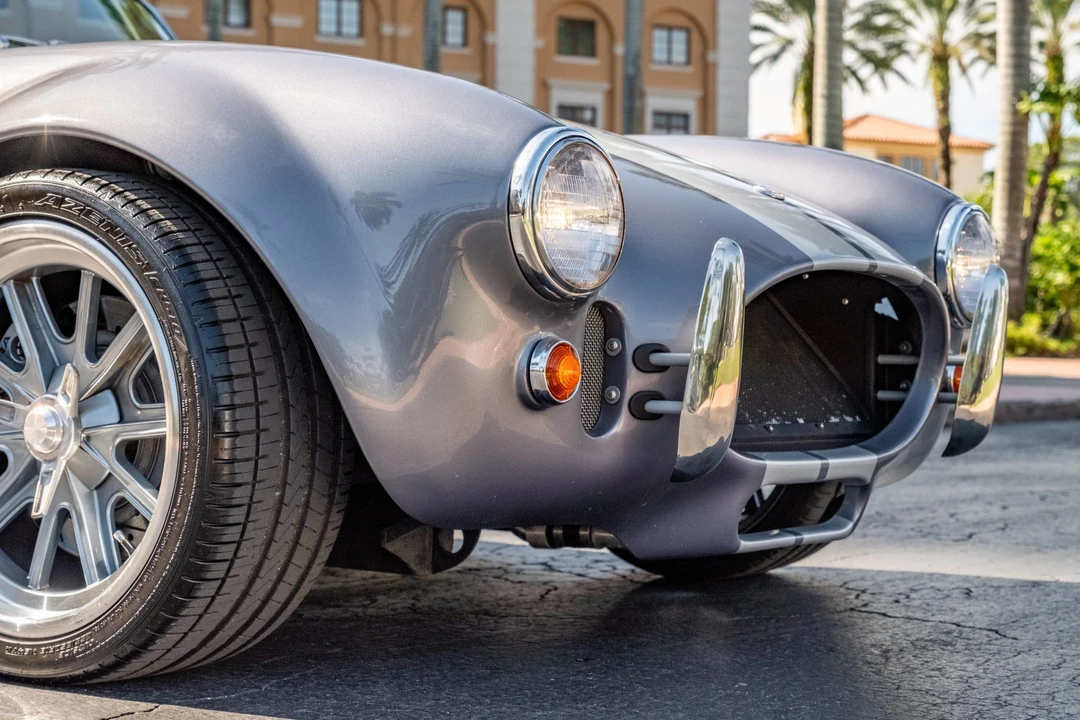 Shelby Cobra Replica - Image 11 of 31