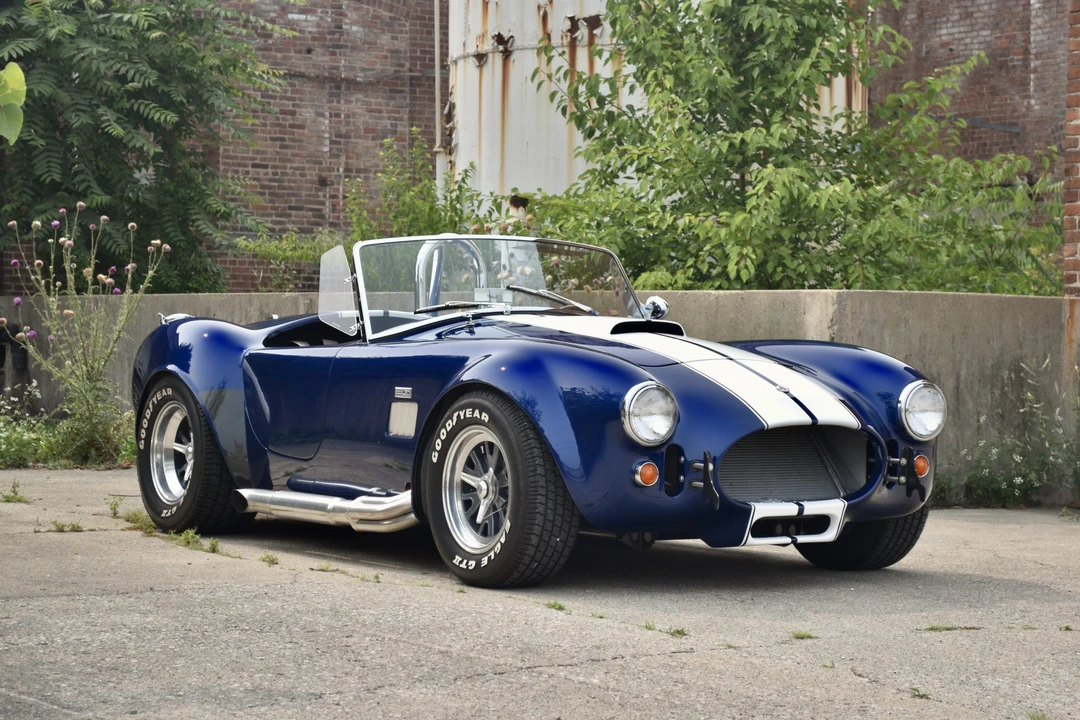 Shelby Cobra Replica - Image 4 of 31