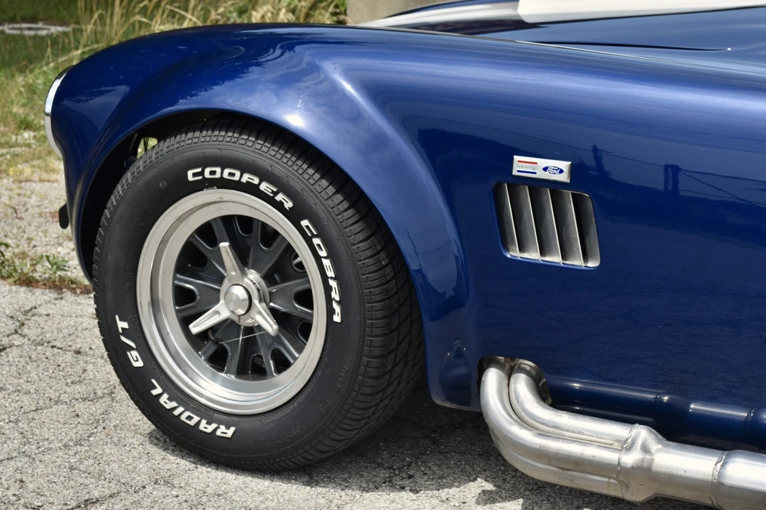 Shelby Cobra Replica - Image 28 of 31