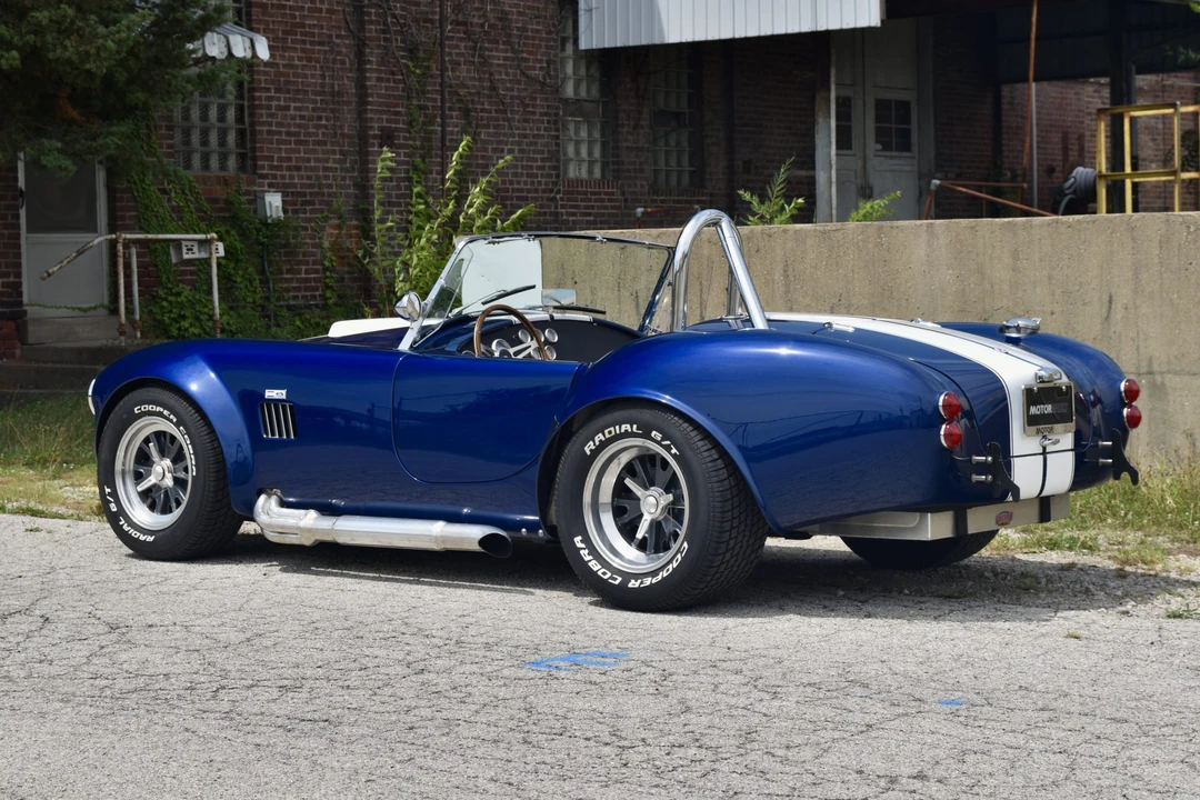 Shelby Cobra Replica - Image 13 of 31