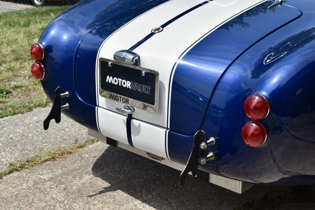 Shelby Cobra Replica - Image 23 of 31