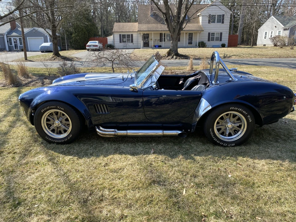 Shelby Cobra Replica - Image 5 of 31