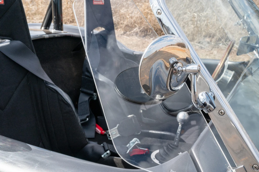 Shelby Cobra Replica - Image 27 of 31