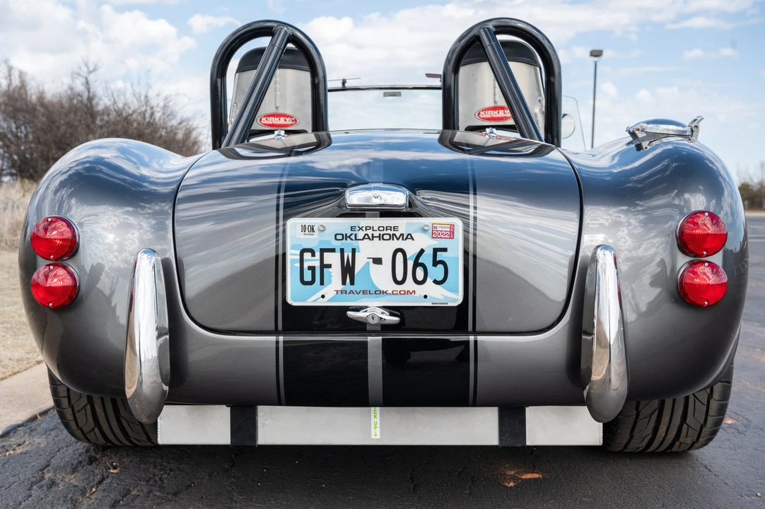 Shelby Cobra Replica - Image 7 of 31