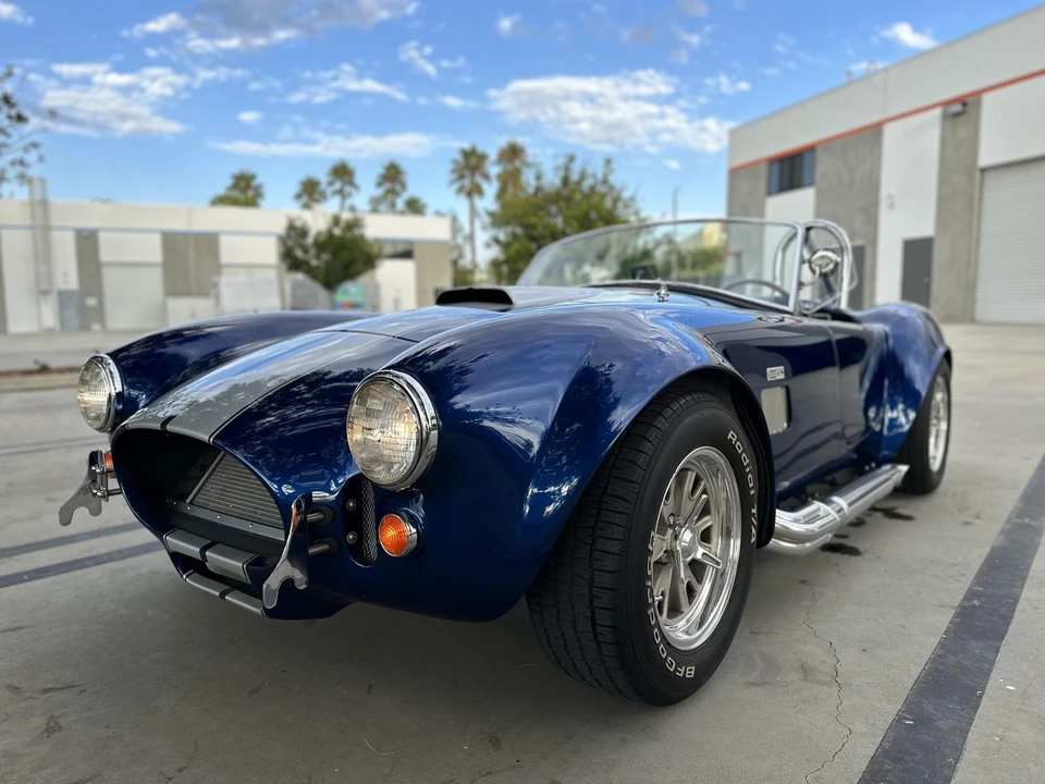 Shelby Cobra Replica - Image 3 of 31