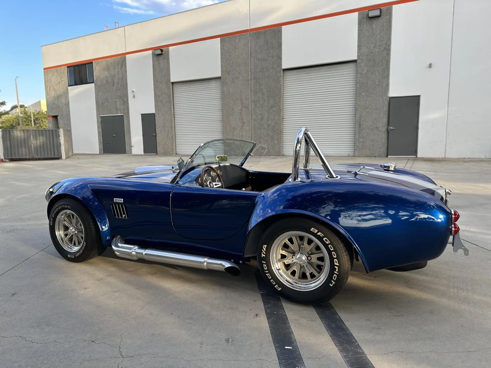 Shelby Cobra Replica - Image 10 of 31