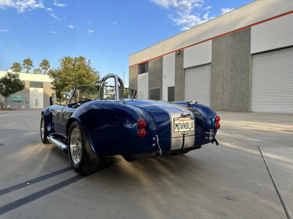 Shelby Cobra Replica - Image 13 of 31