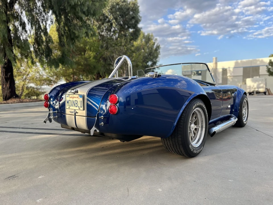 Shelby Cobra Replica - Image 29 of 31
