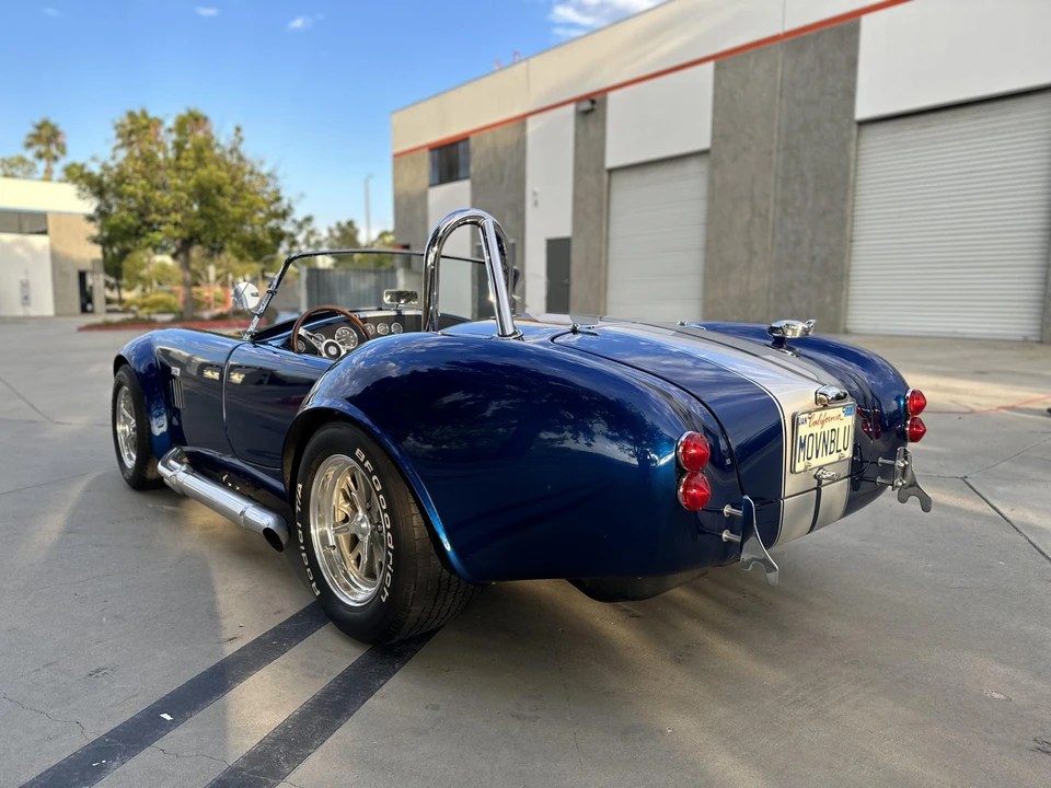 Shelby Cobra Replica - Image 11 of 31