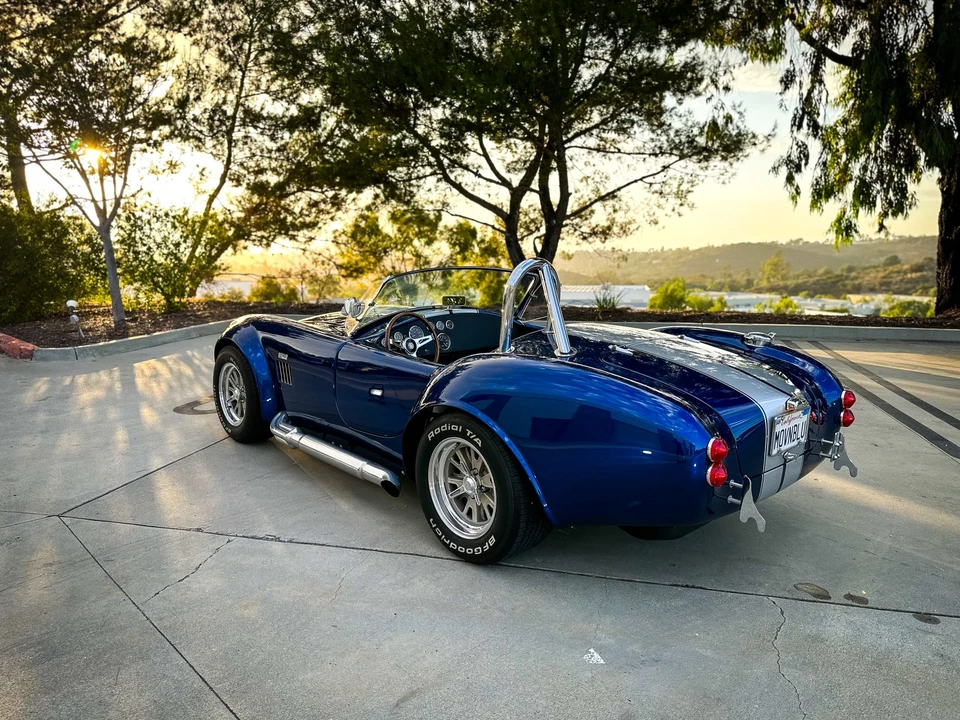 Shelby Cobra Replica - Image 24 of 31