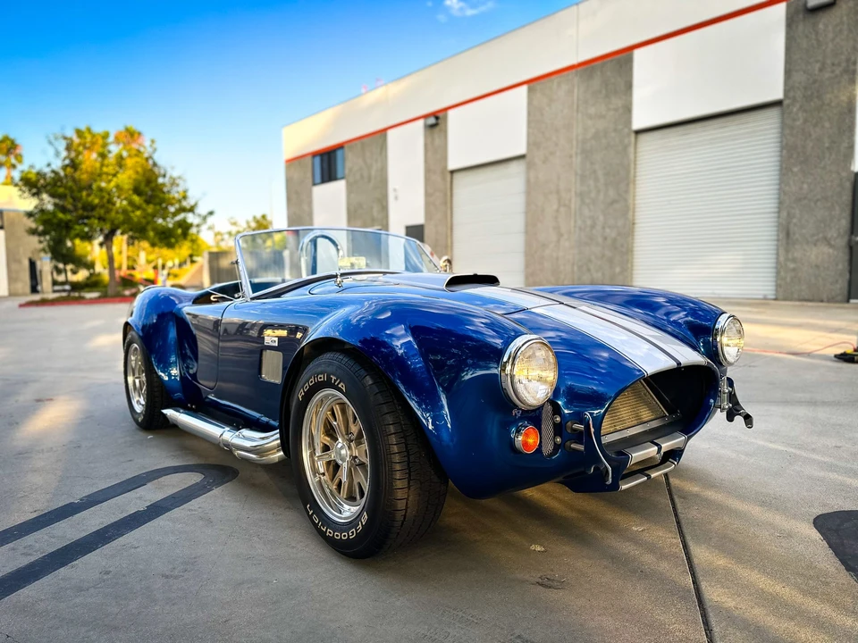 Shelby Cobra Replica - Image 19 of 31