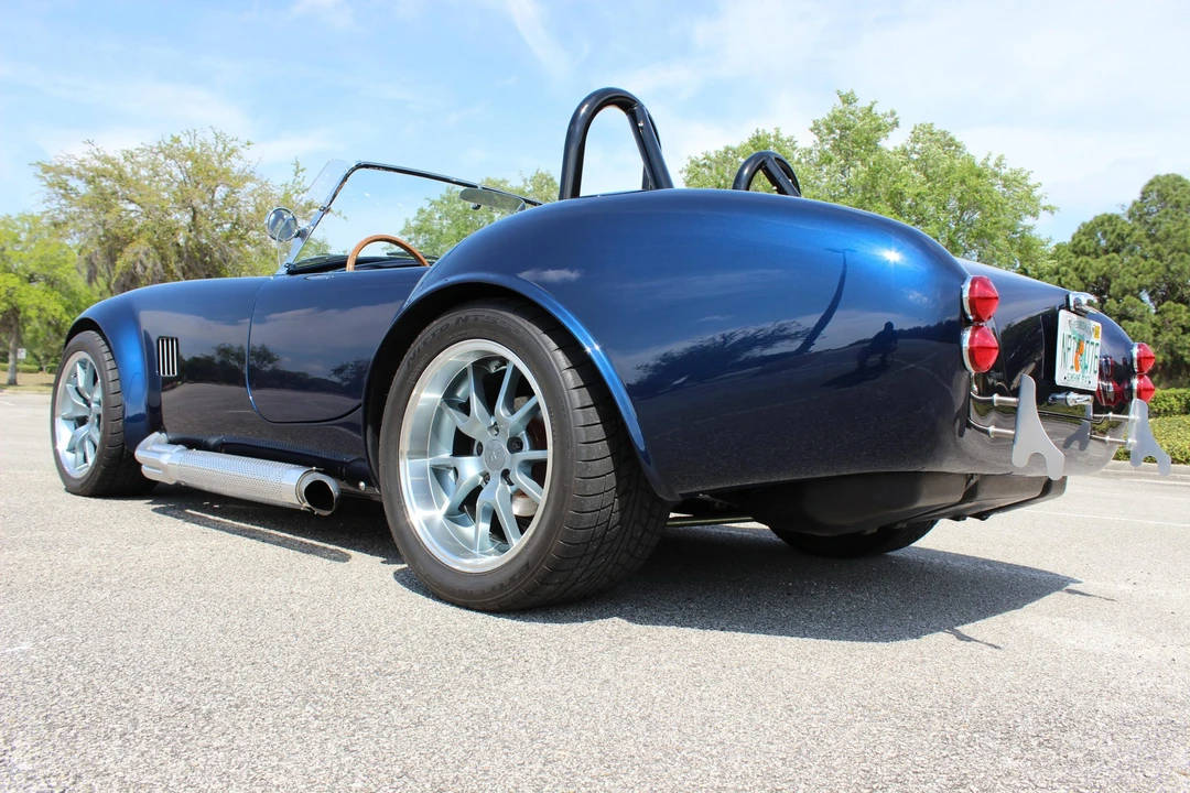 Shelby Cobra Replica - Image 10 of 31