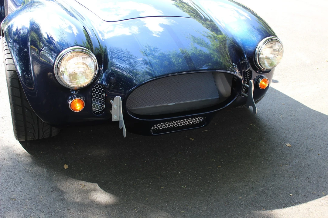Shelby Cobra Replica - Image 27 of 31