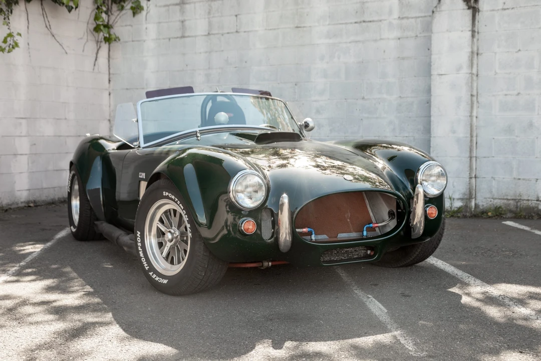 Shelby Cobra Replica - Image 23 of 31