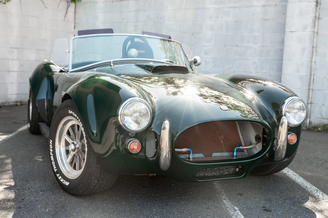 Shelby Cobra Replica - Image 21 of 31