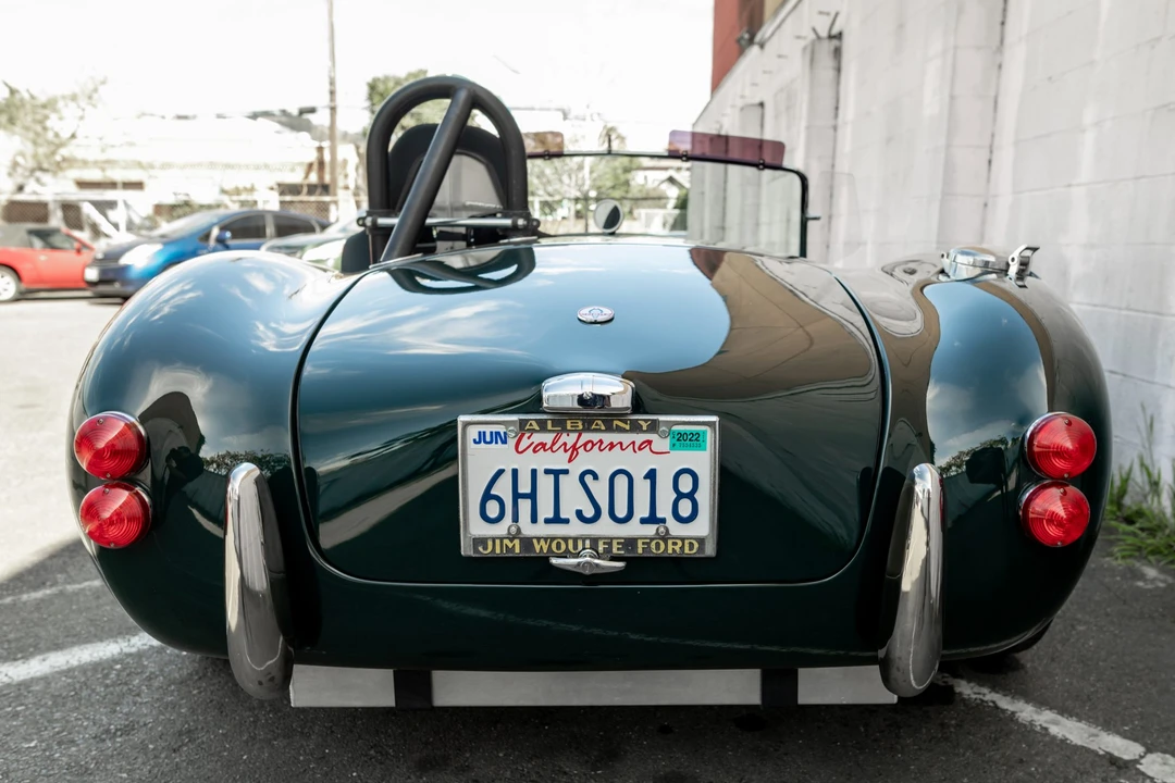 Shelby Cobra Replica - Image 30 of 31