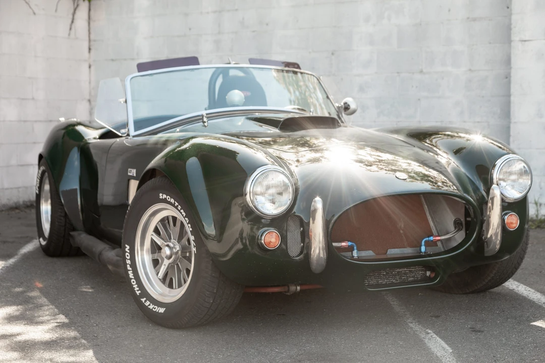 Shelby Cobra Replica - Image 24 of 31