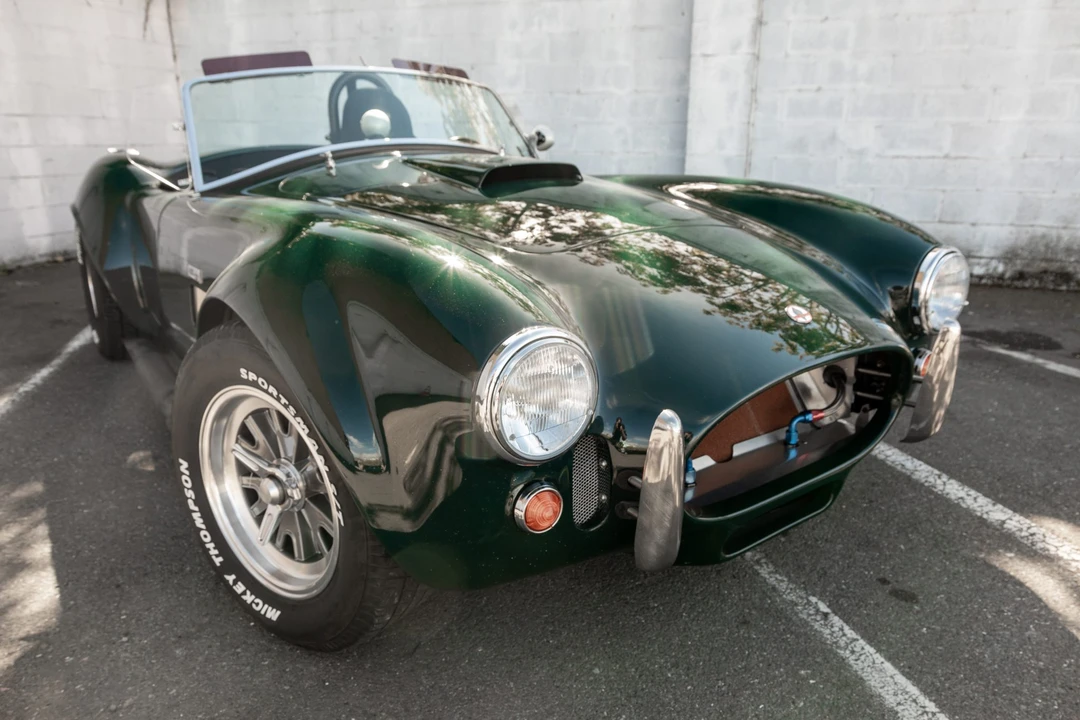 Shelby Cobra Replica - Image 22 of 31