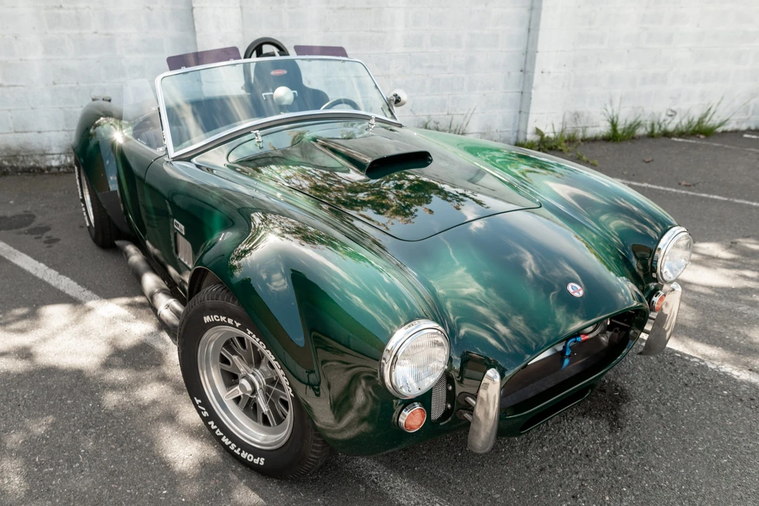 Shelby Cobra Replica - Image 1 of 31