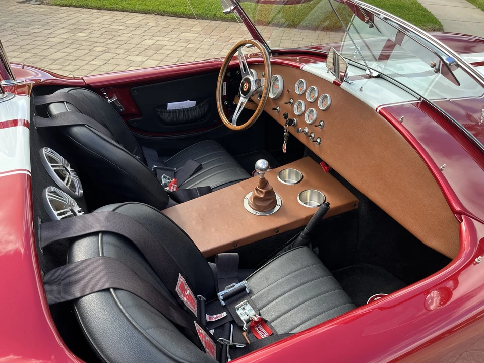 Shelby Cobra Replica - Image 16 of 31