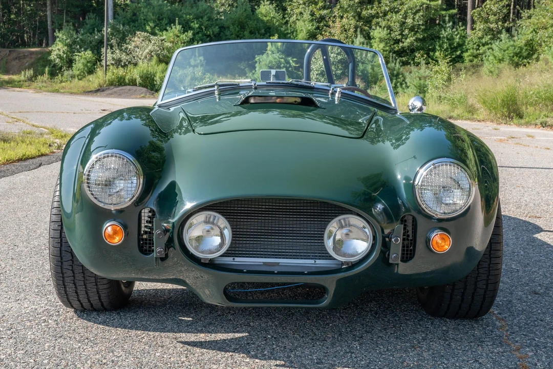 Shelby Cobra Replica - Image 9 of 31