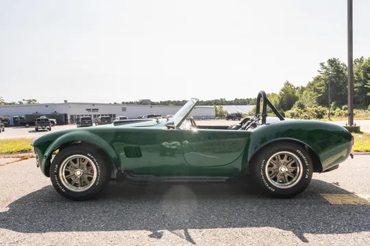 Shelby Cobra Replica - Image 3 of 31