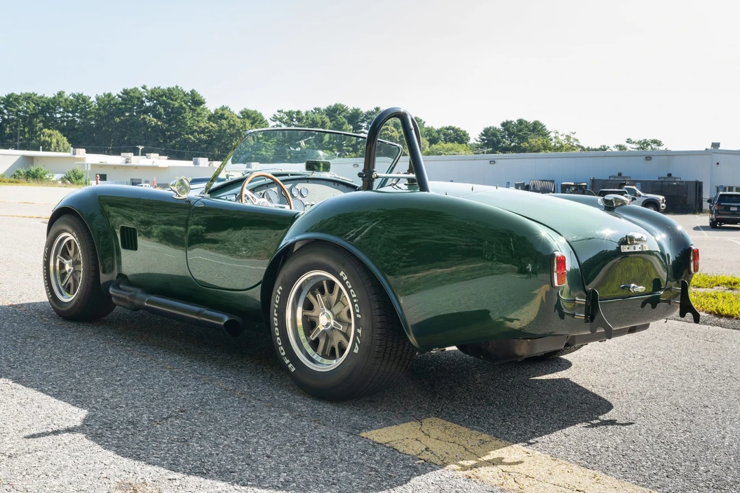 Shelby Cobra Replica - Image 4 of 31