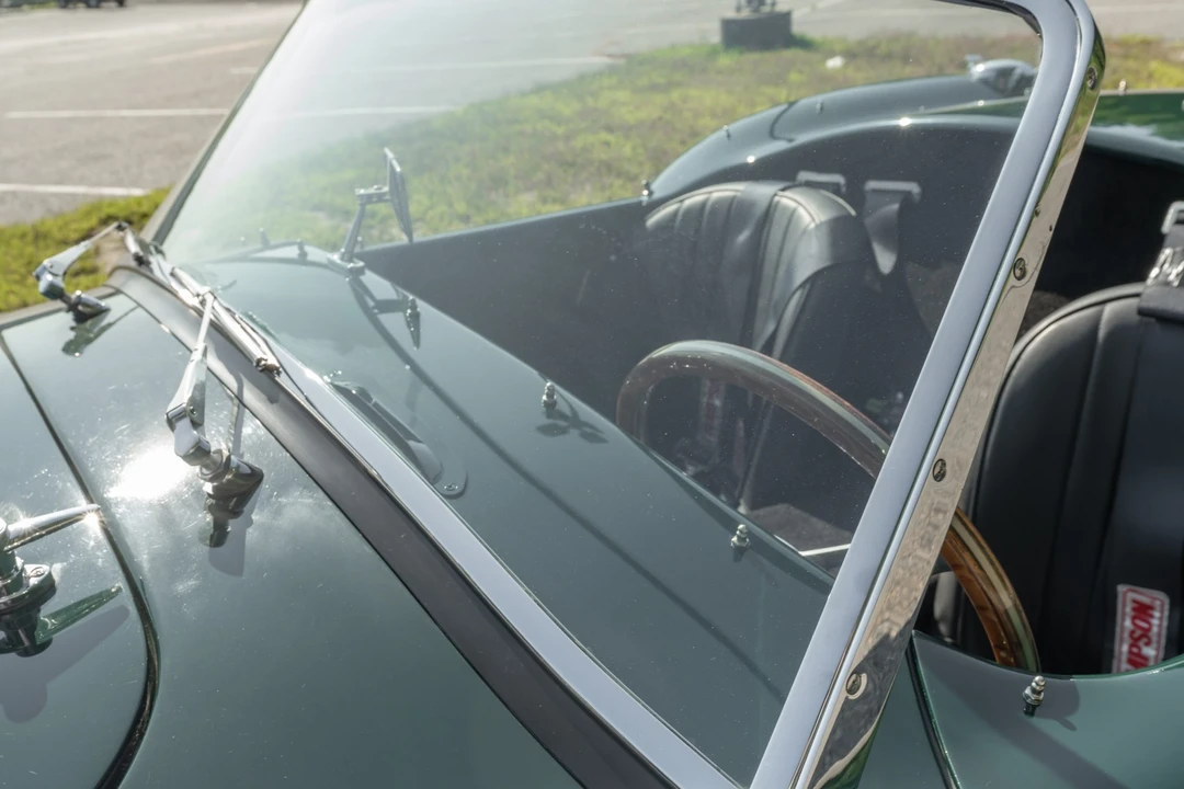 Shelby Cobra Replica - Image 30 of 31